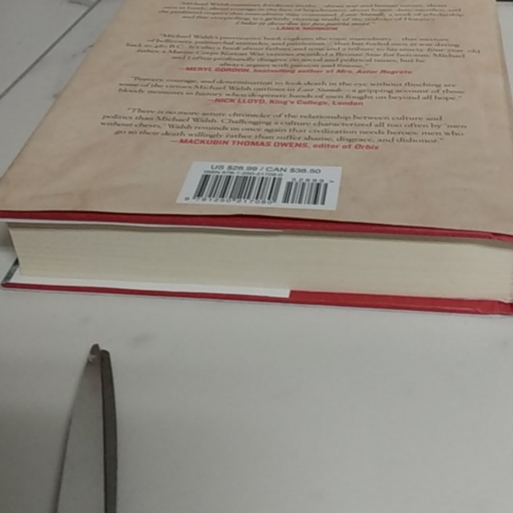 Praise For Last Stands Hardcover Book - Picture 5 of 9